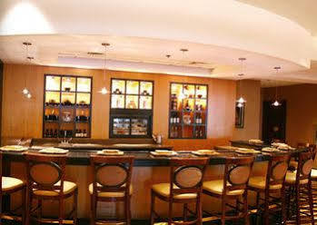 Bertram Inn And Conference Center Aurora Dış mekan fotoğraf